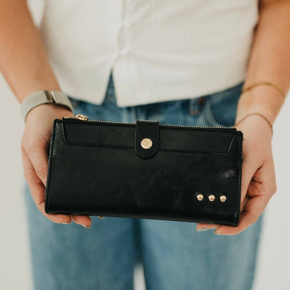Essentials Carryall Wallet