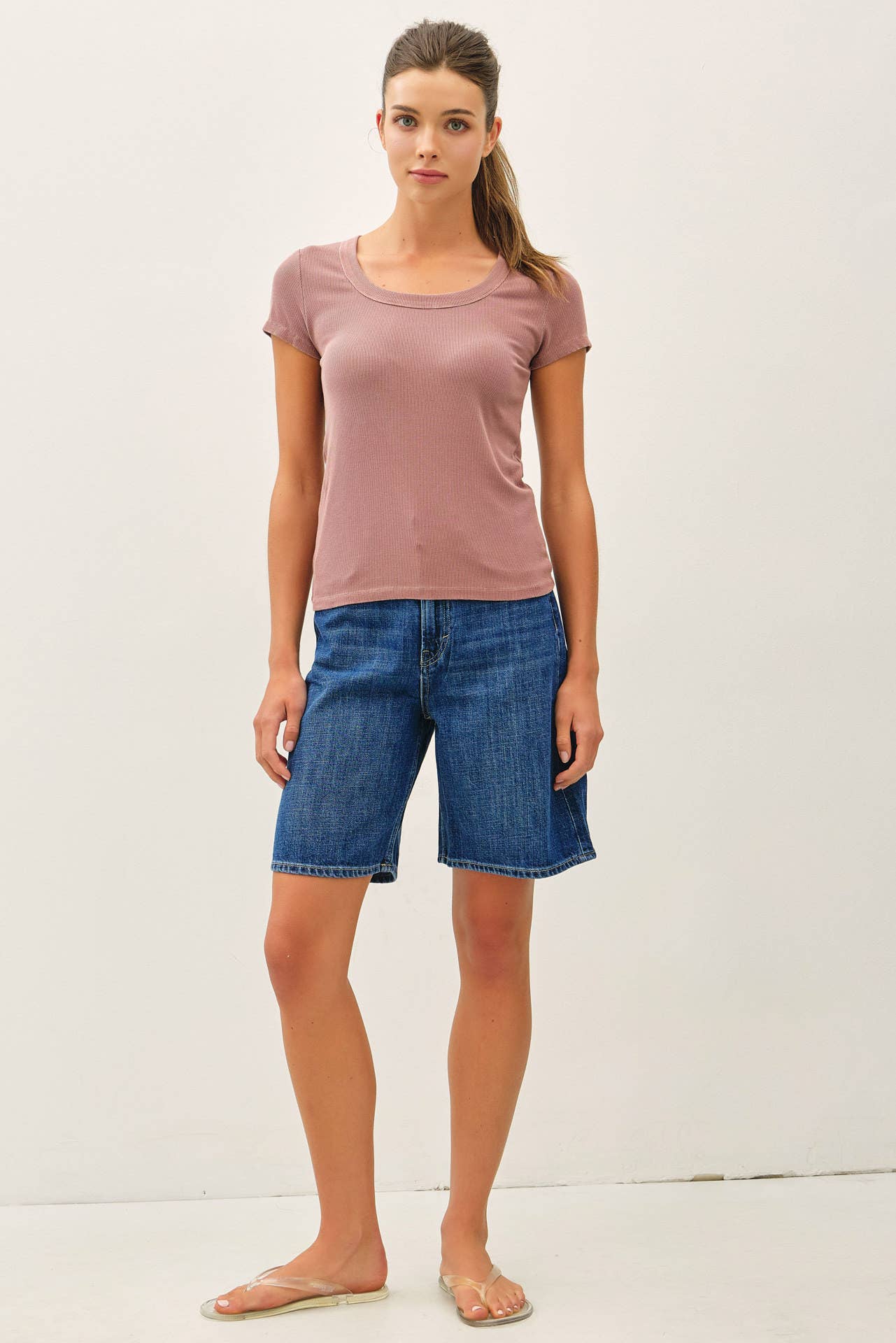 ULTRA SOFT BASIC SCOOP NECK BABY TEE